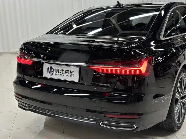 Photo 9 - Audi A6L