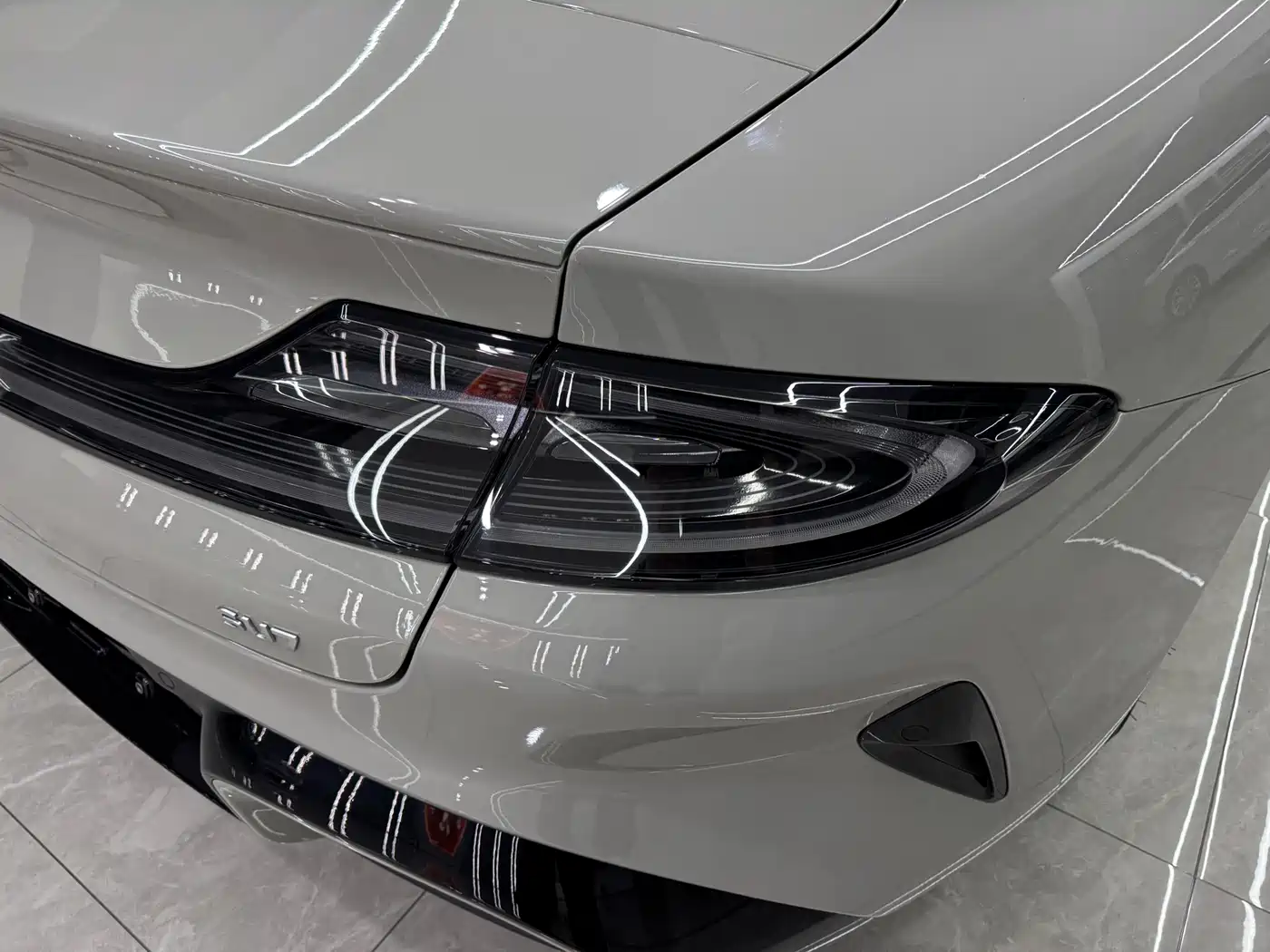 XIAOMI CAR XIAOMI SU7