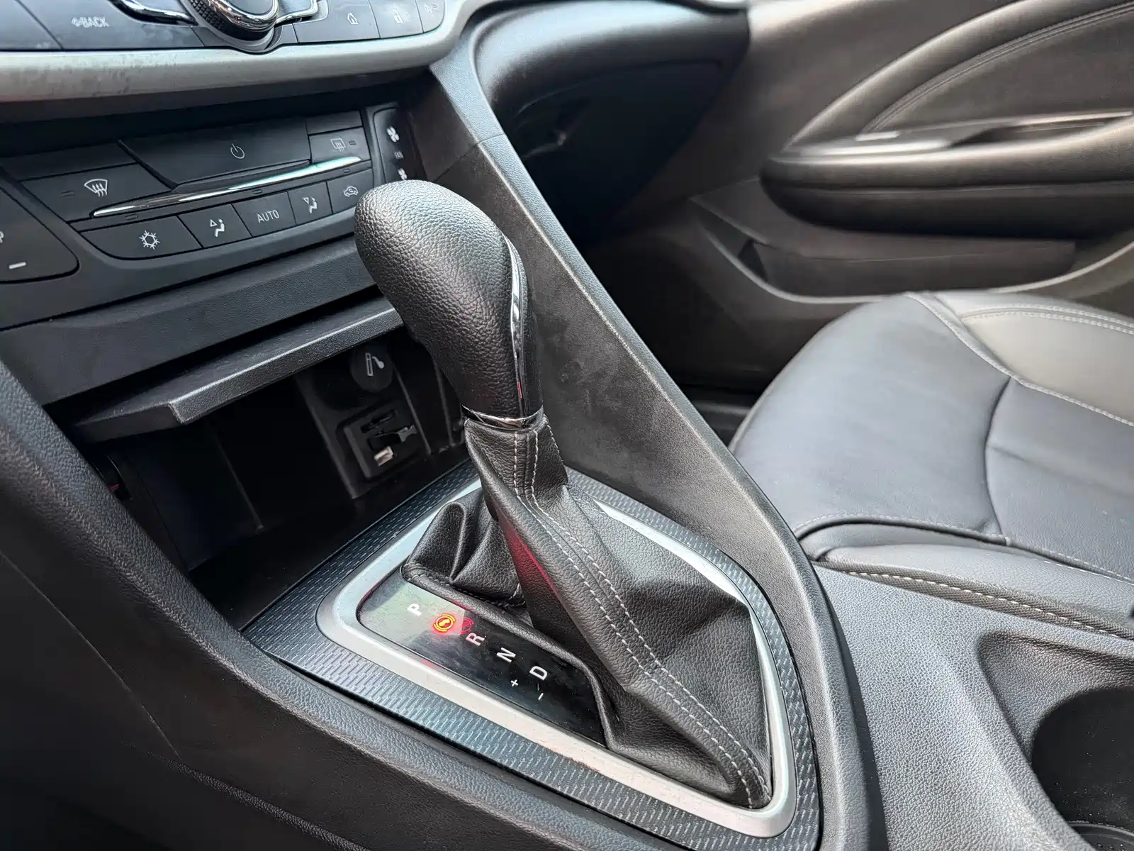 Photo 16 - Buick Excelle