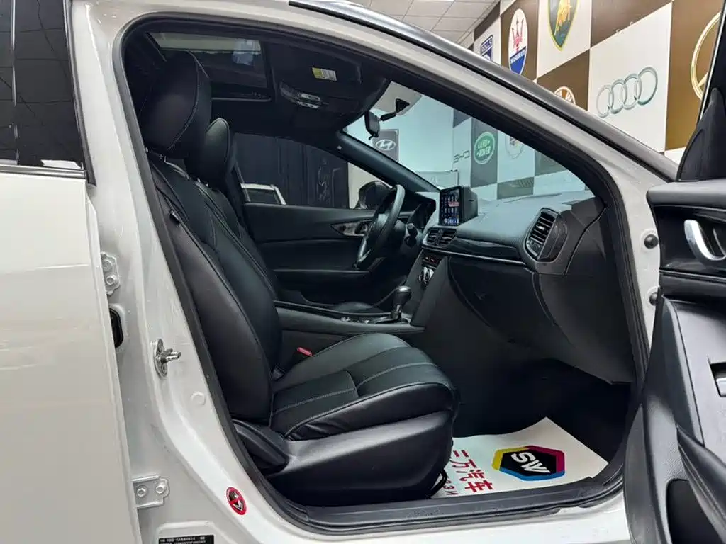 Mazda CX-4 2023 2021 2.0L Auto FWD Skyactiv Vitality Edition