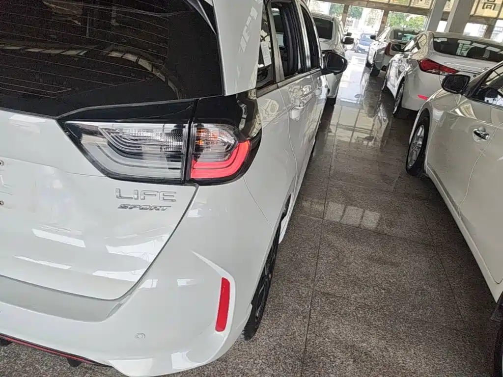 Honda LIFE 2022 2021 1.5L CVT SPORT Heartbeat Edition