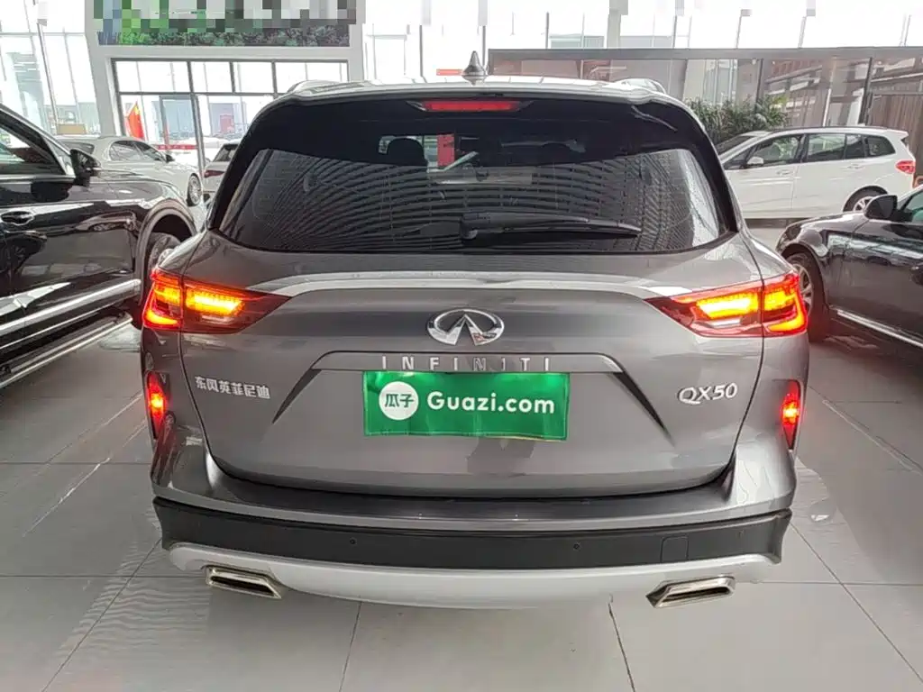 Infiniti QX50 2021 2018 2.0T 2WD Fashion Edition