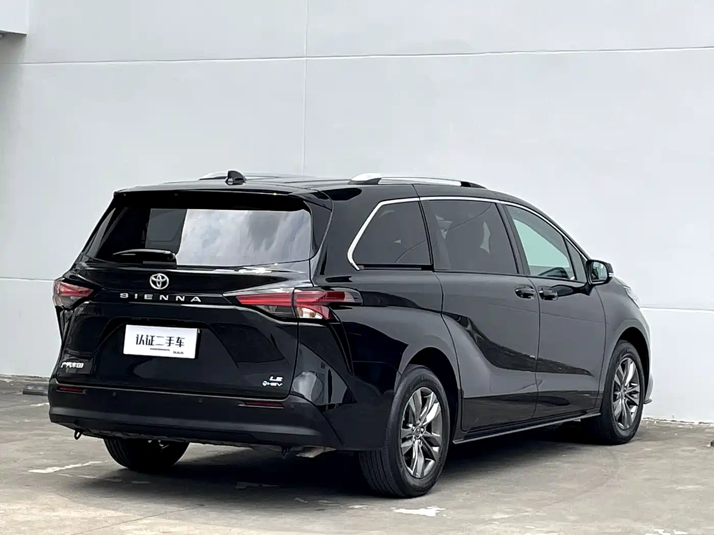 Toyota Sienna 2026 Model 2.5L Hybrid 2WD Comfort Edition фото 36
