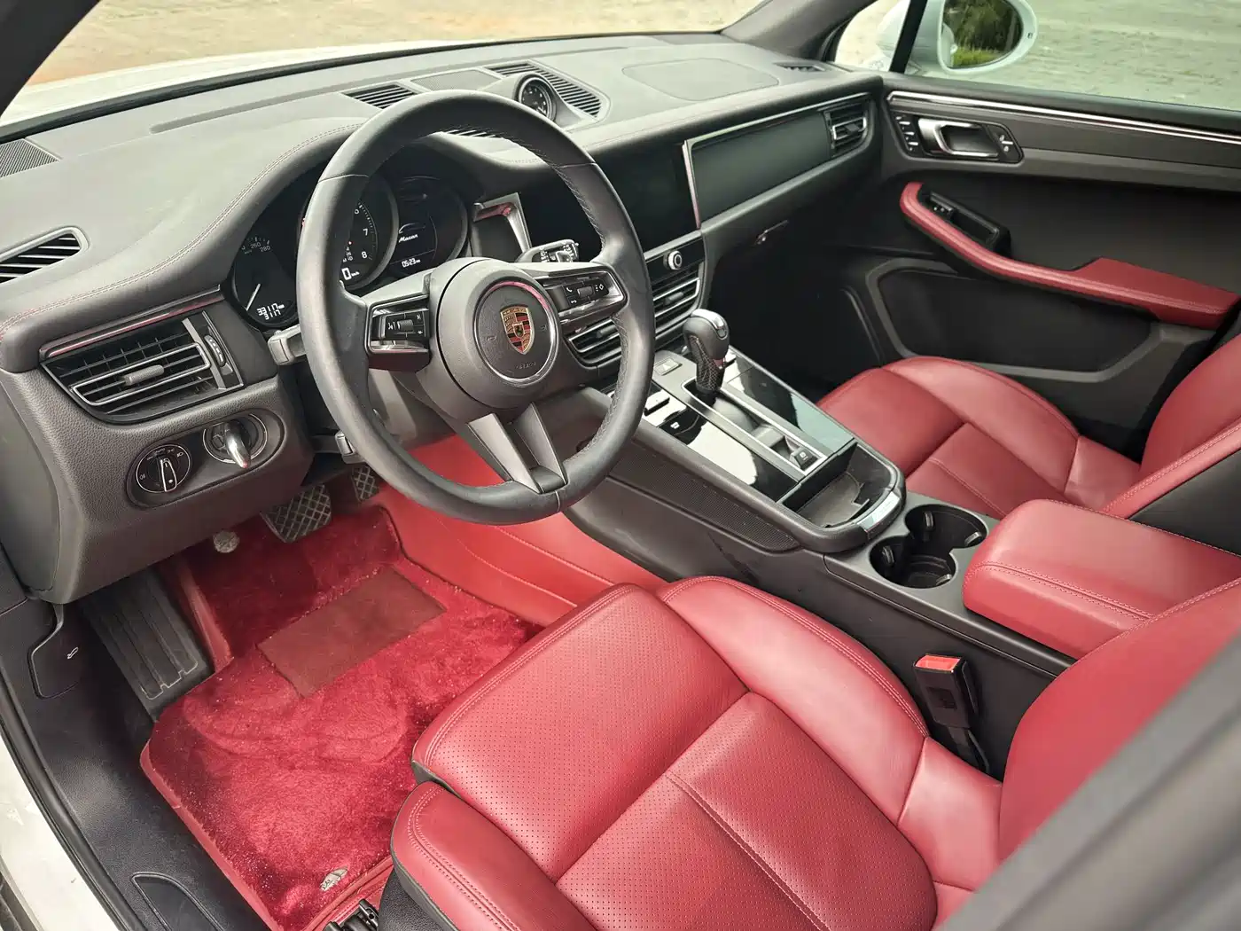 Porsche Macan 2022 Macan 2.0T фото 4