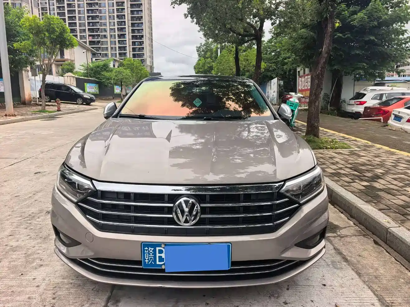 Фото 2 - Volkswagen Sagitar