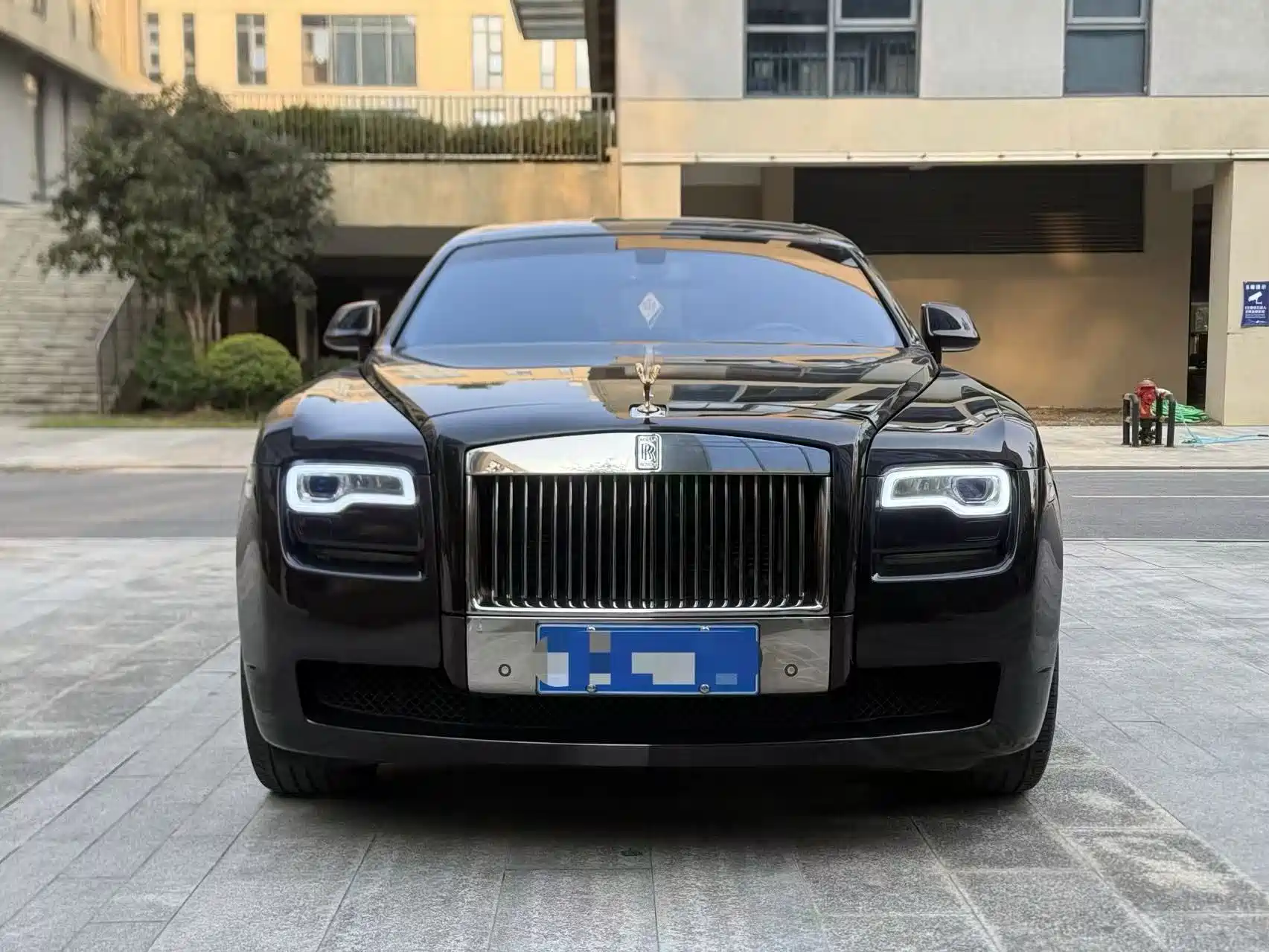 Фото 2 - Rolls-Royce Ghost
