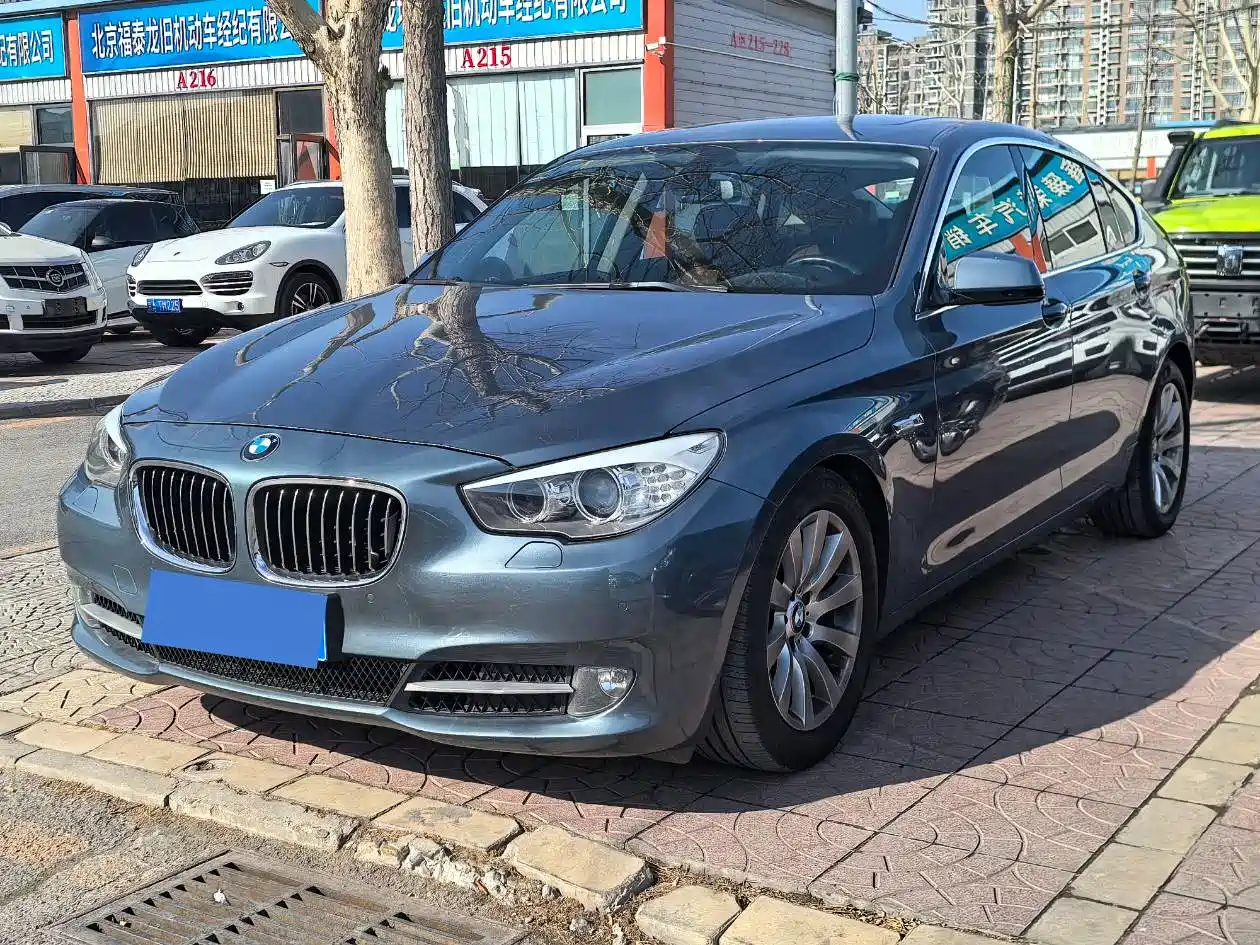 BMW 5 Series GT 2011 535i Elegance