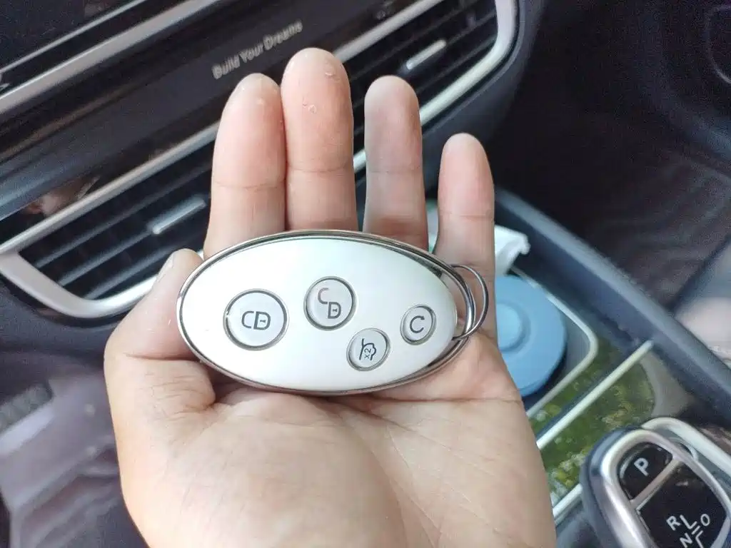 Фото 9 - BYD Song MAX