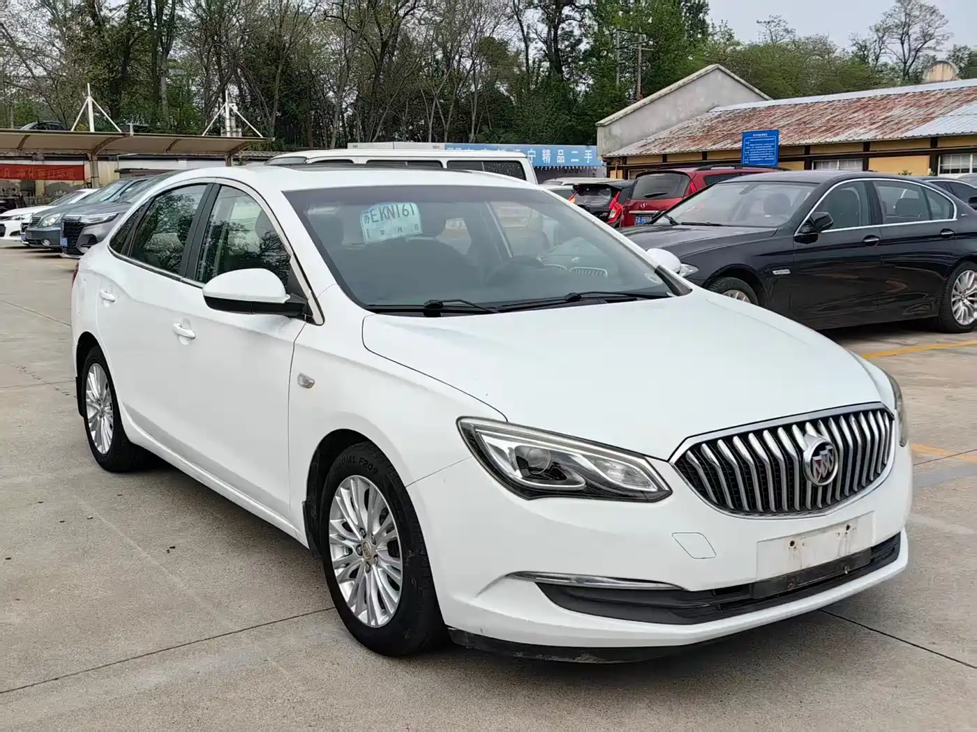 Buick Excelle 2015 15N Automatic Elite фото 3