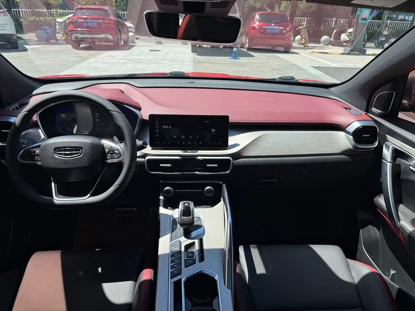 Geely Binyue 2019 2019 Sport 260T DCT Battle China VI