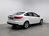 Фото 2 - Ford Focus
