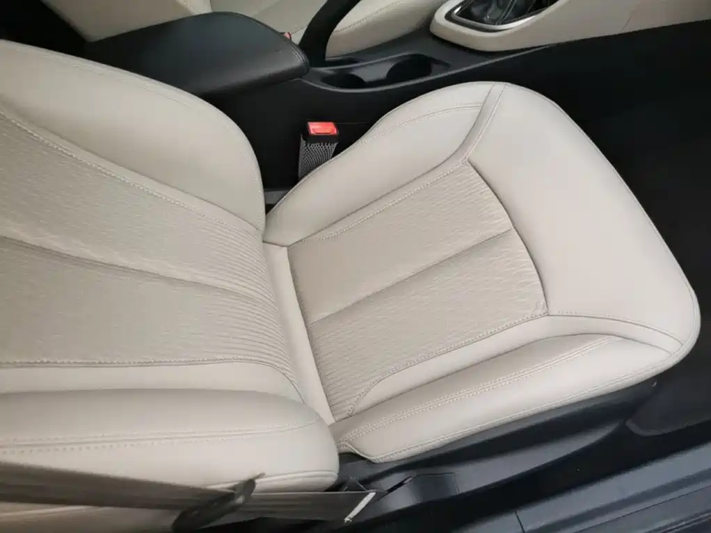 Фото 25 - Buick Excelle