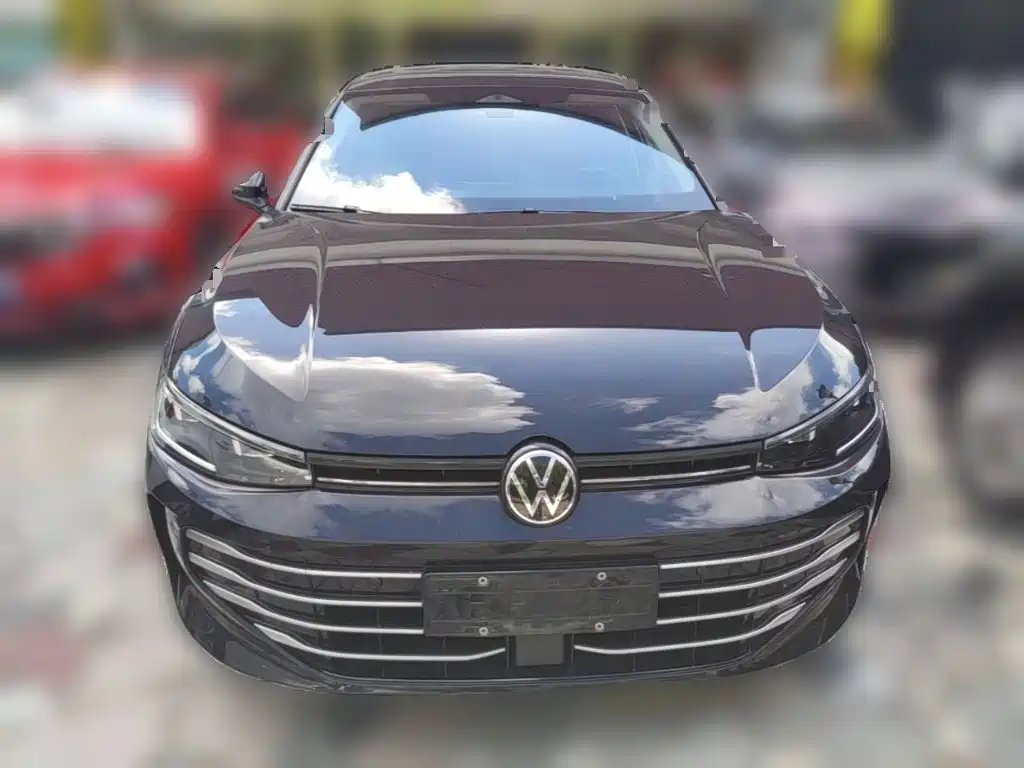 Volkswagen Passat 2025 2025 Pro 380TSI Dragon Glory Edition