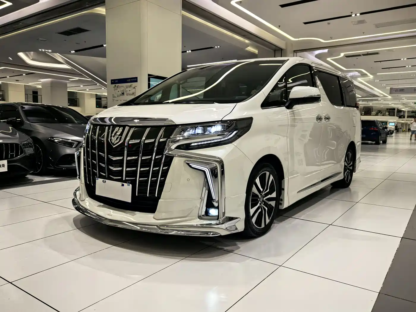Toyota Alphard 2019 Hybrid 2.5L Premium Edition