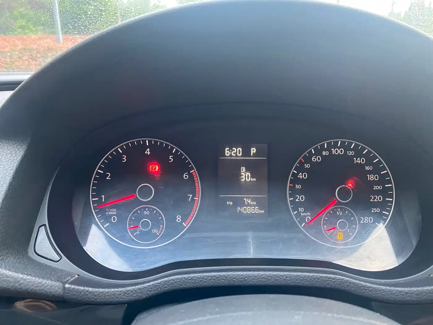 Volkswagen Passat 2013 1.8TSI DSG Government Procurement Edition фото 7