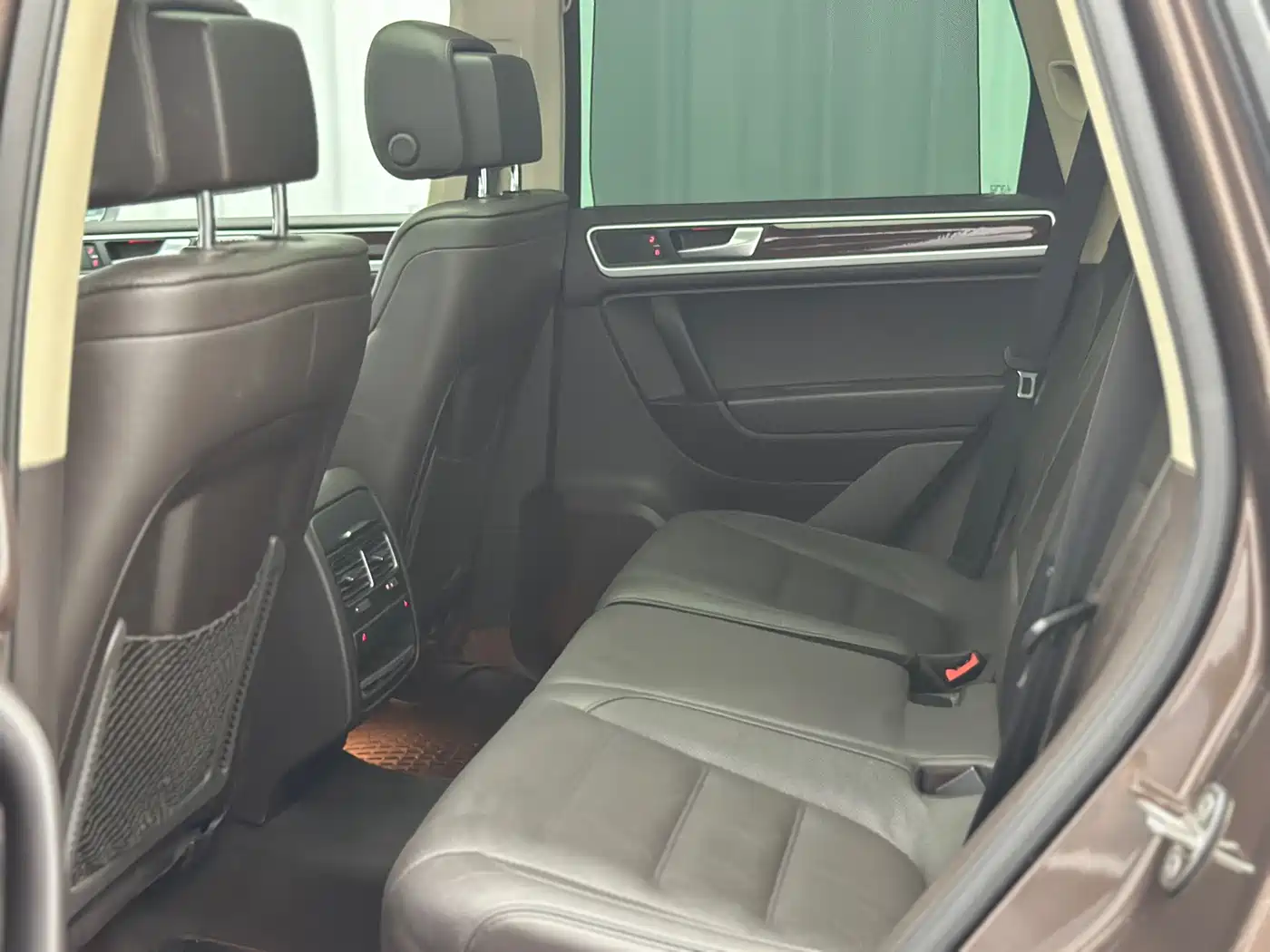 Volkswagen Touareg 2011 3.0TSI Premium фото 28