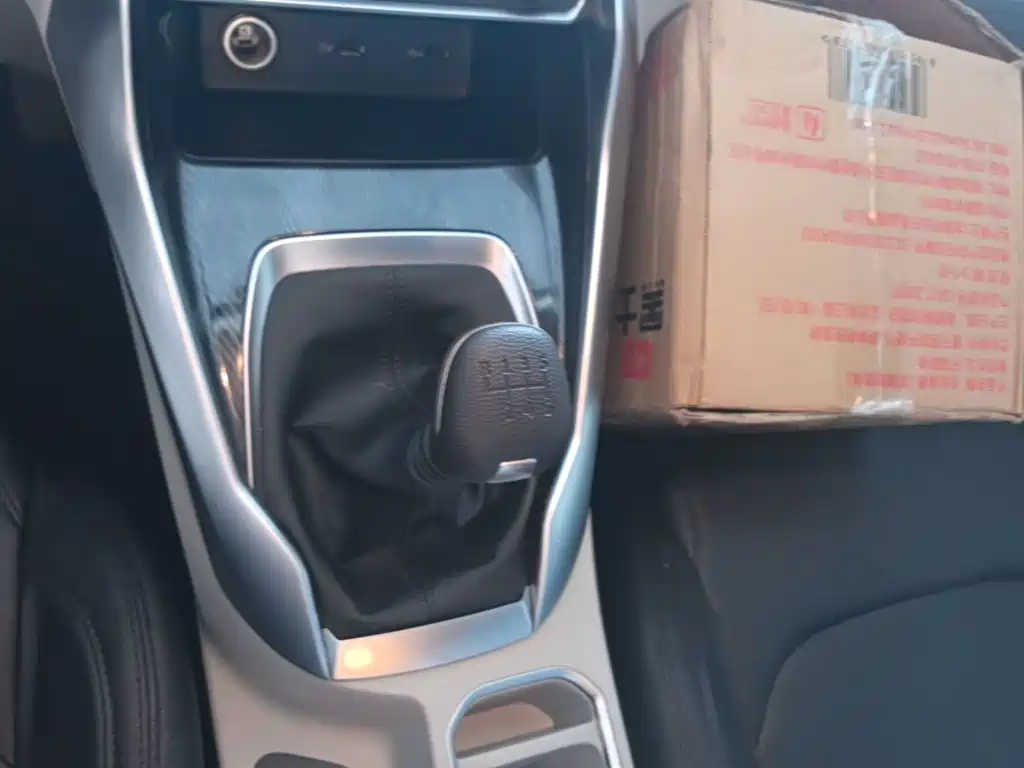 SAIC Maxus Maxus G50 2024 2023 Model 1.5T Manual Joyride A