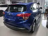 Photo 7 - Honda Vezel