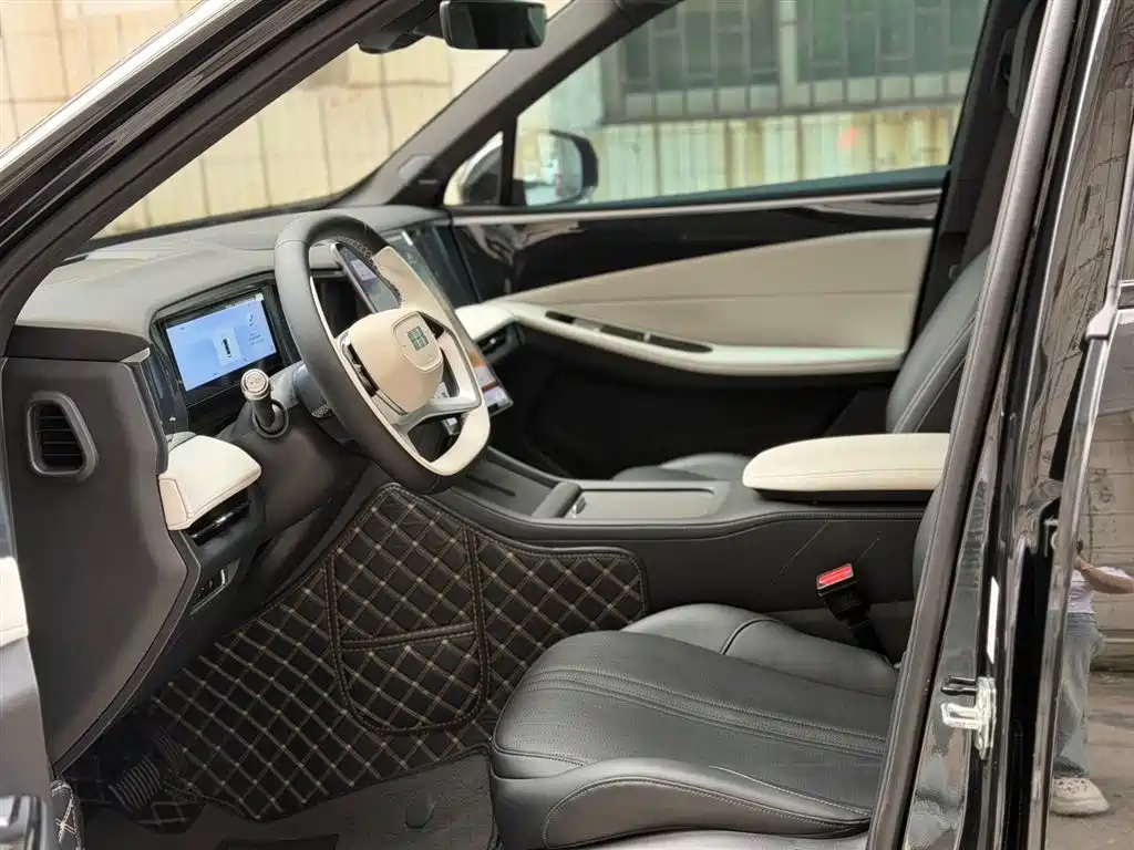 GEELY GALAXY GALAXY L7