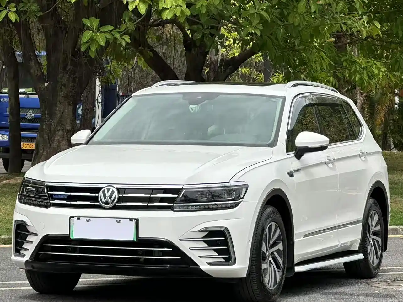 Volkswagen Tiguan L PHEV 2020