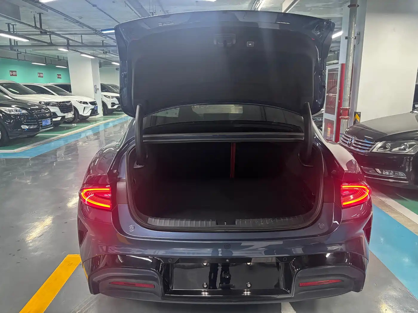 XIAOMI CAR XIAOMI SU7