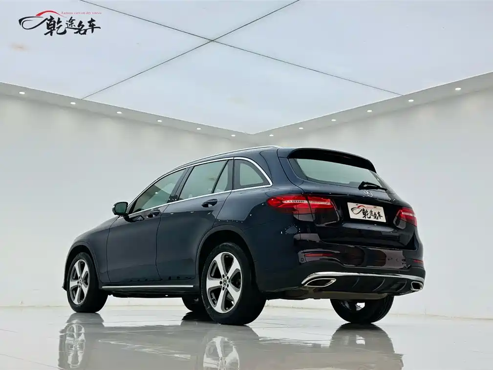 Mercedes-Benz GLC 2017 GLC 260 4MATIC Luxury фото 5