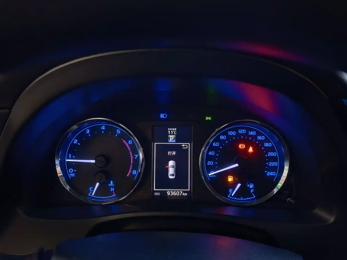 Toyota Levin 2018 185T CVT Premium Edition China V фото 8