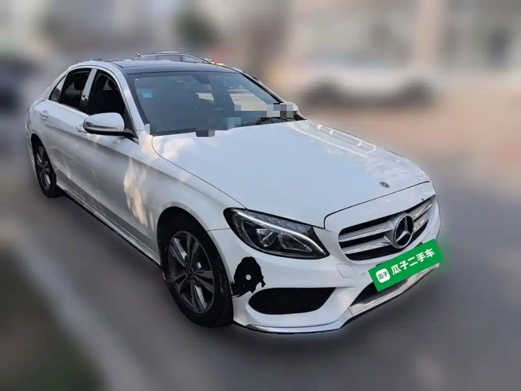 Photo 4 - Mercedes-Benz C-Class