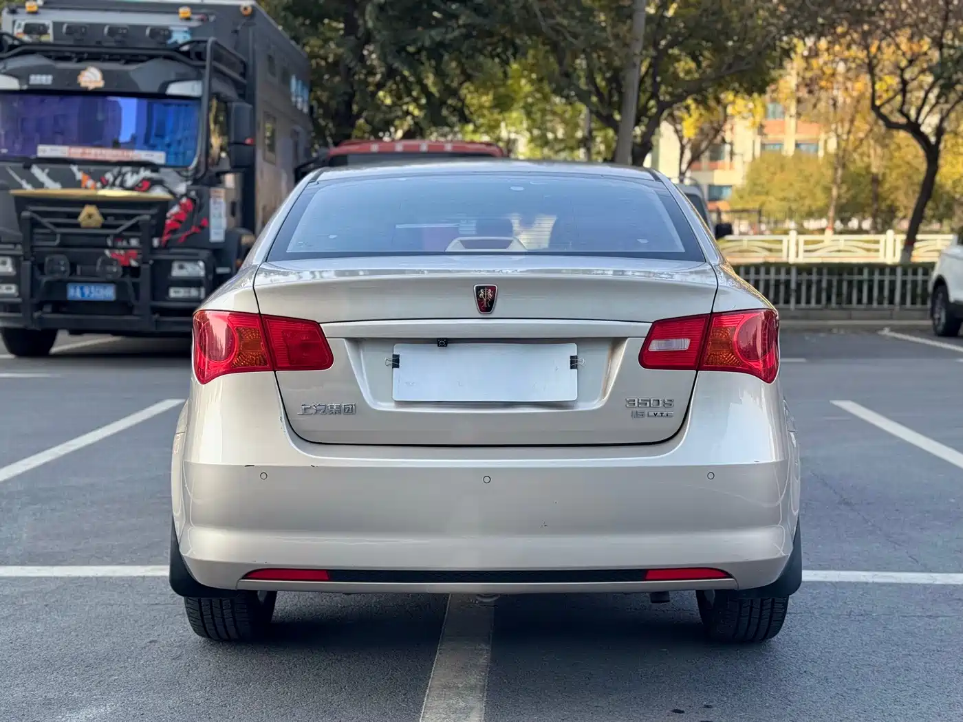 Roewe 350 2015 2015 Model 1.5L Automatic Luxury Sunroof Edition
