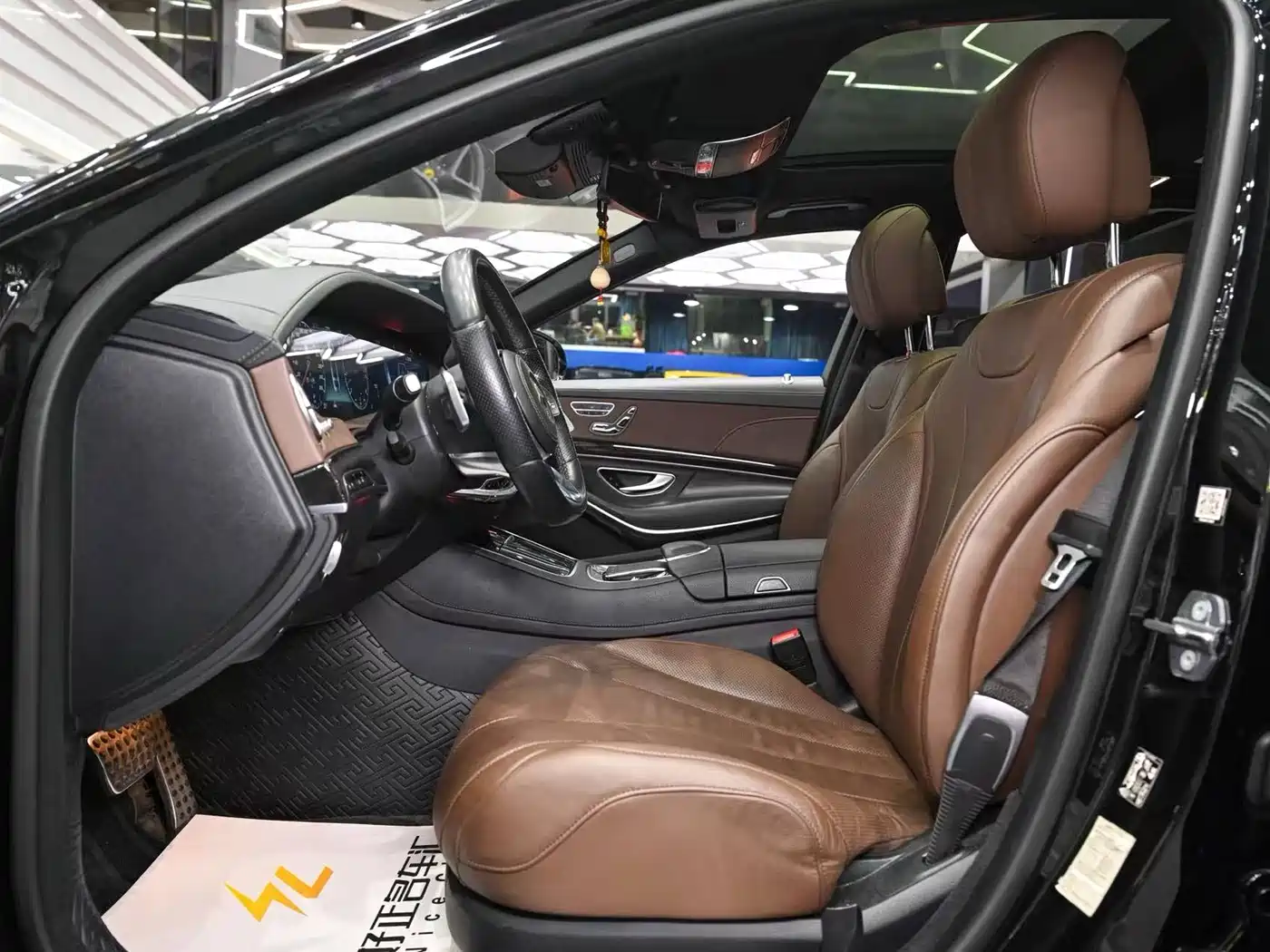 Mercedes-Benz S-Class 2020 S 450 L 4MATIC Collector's Version фото 9