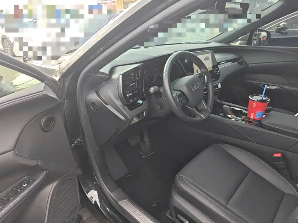 Lexus RX 2025 2025 300 4WD Premium Edition