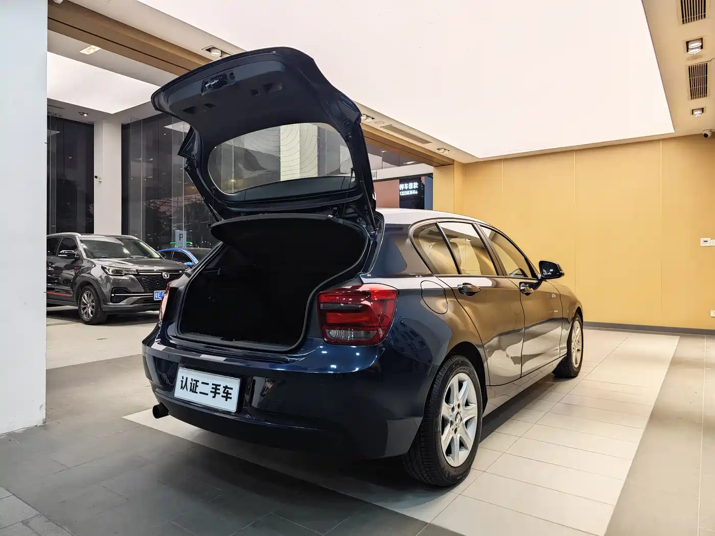 BMW 1 Series (Import) 2013 Facelift 116i Leading Model фото 29