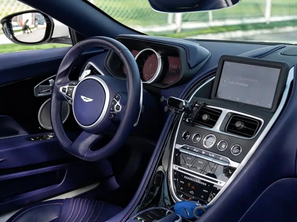 Aston Martin DB11 2019 2019 4.0T V8 Volante