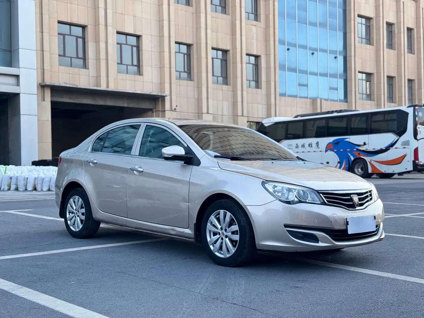 Roewe 350 2015 2015 Model 1.5L Automatic Luxury Sunroof Edition