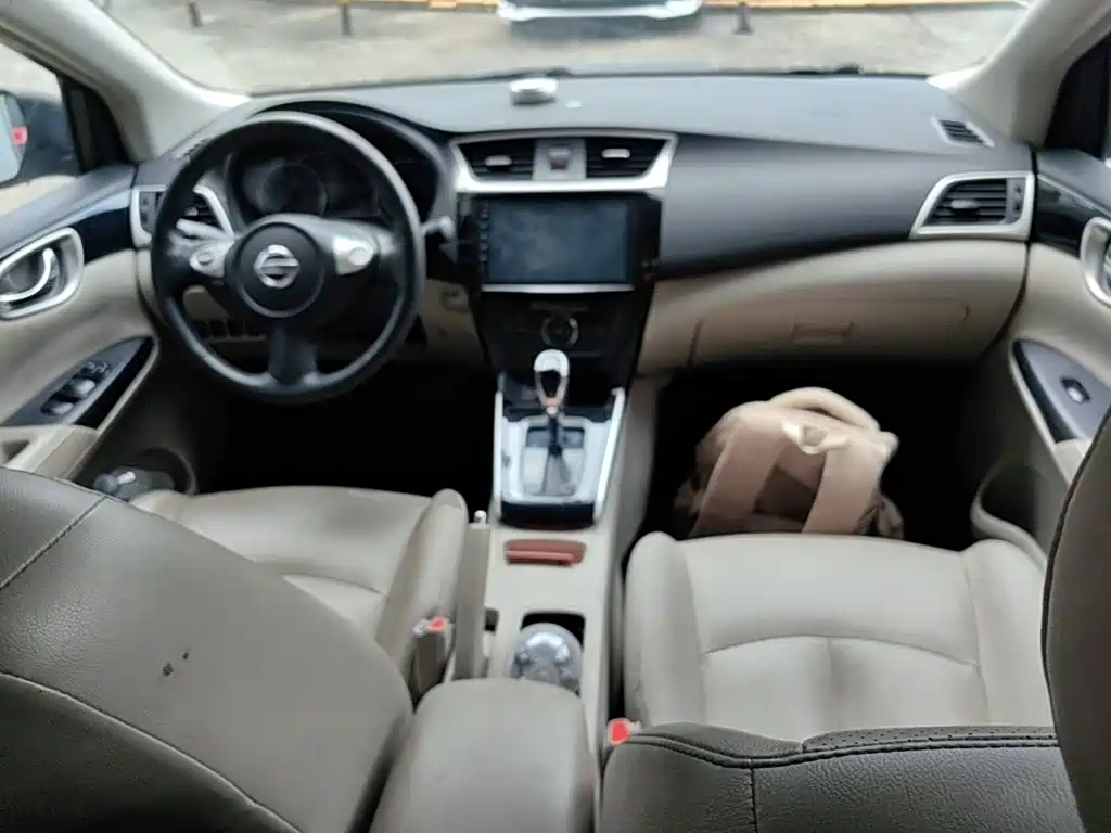 Фото 10 - Nissan Sylphy
