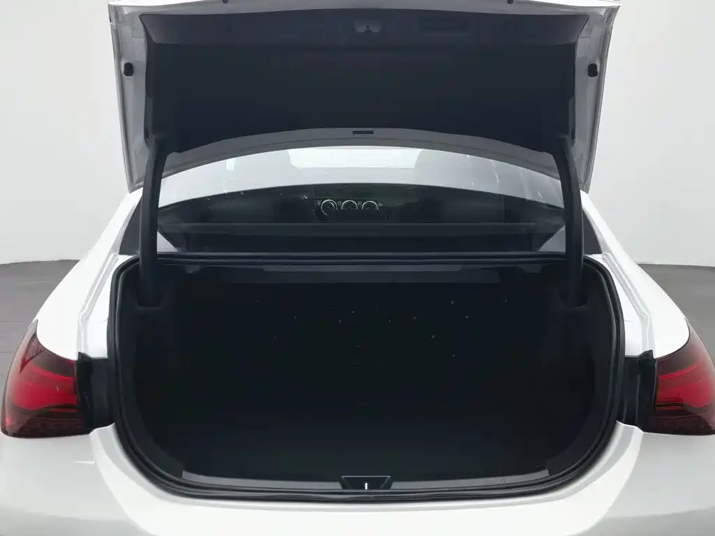 Mercedes-Benz A-Class 2025 2025 A 200 L Fashion Edition