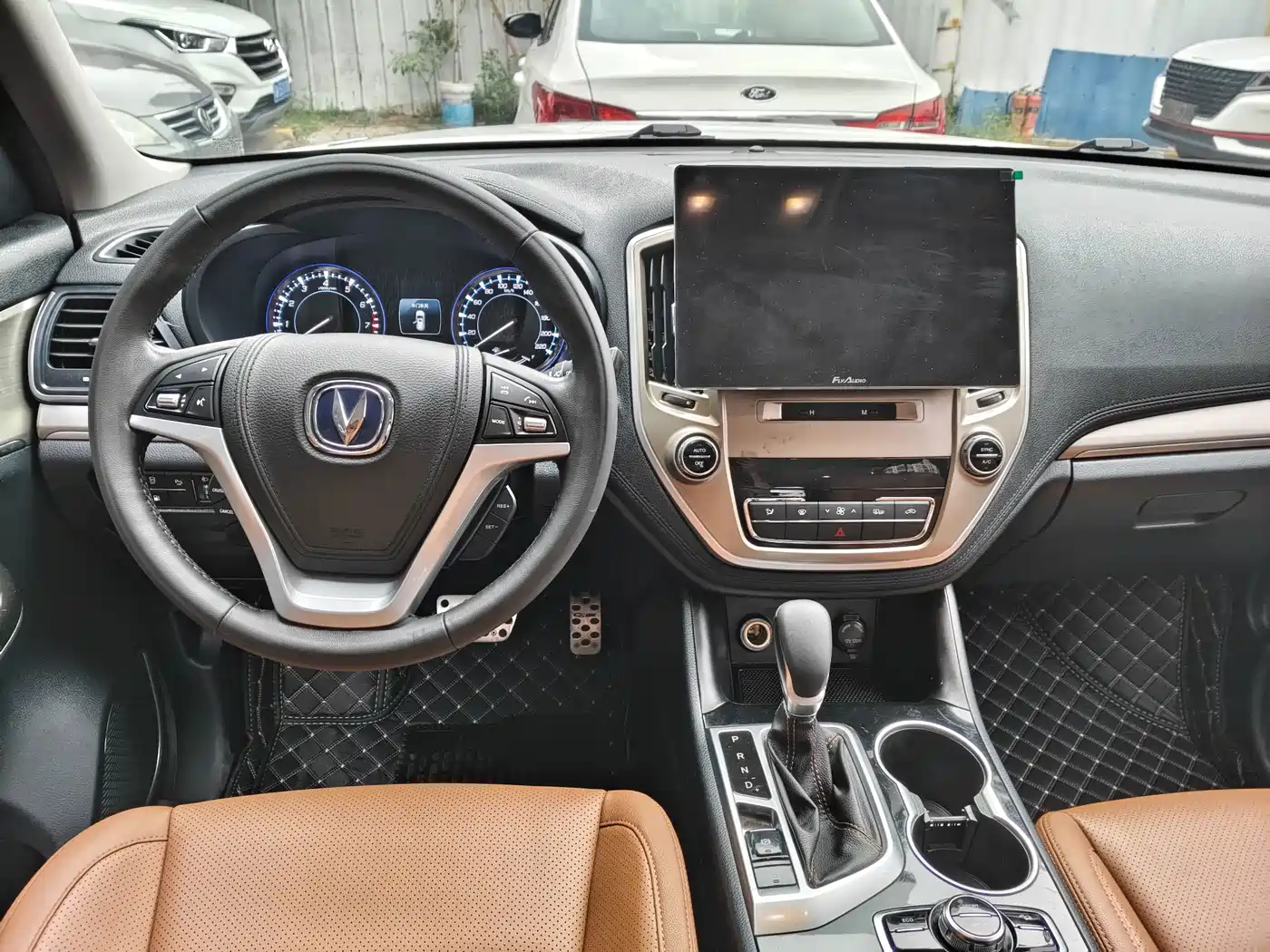 Changan CS95 2017 2017 2.0T AWD Zhijin Edition