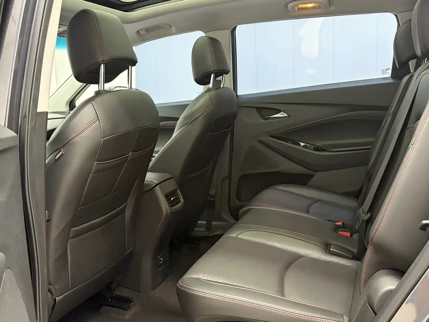 Chevrolet Volando 2023 2020 Mild Hybrid Redline 530T Automatic Premium Edition (5+2 seater)