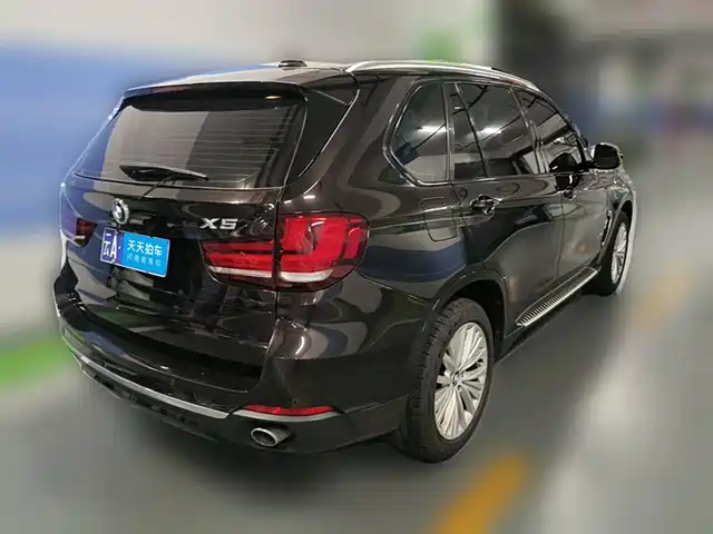 BMW X5 (Import) 2017 xDrive28i — фото 2