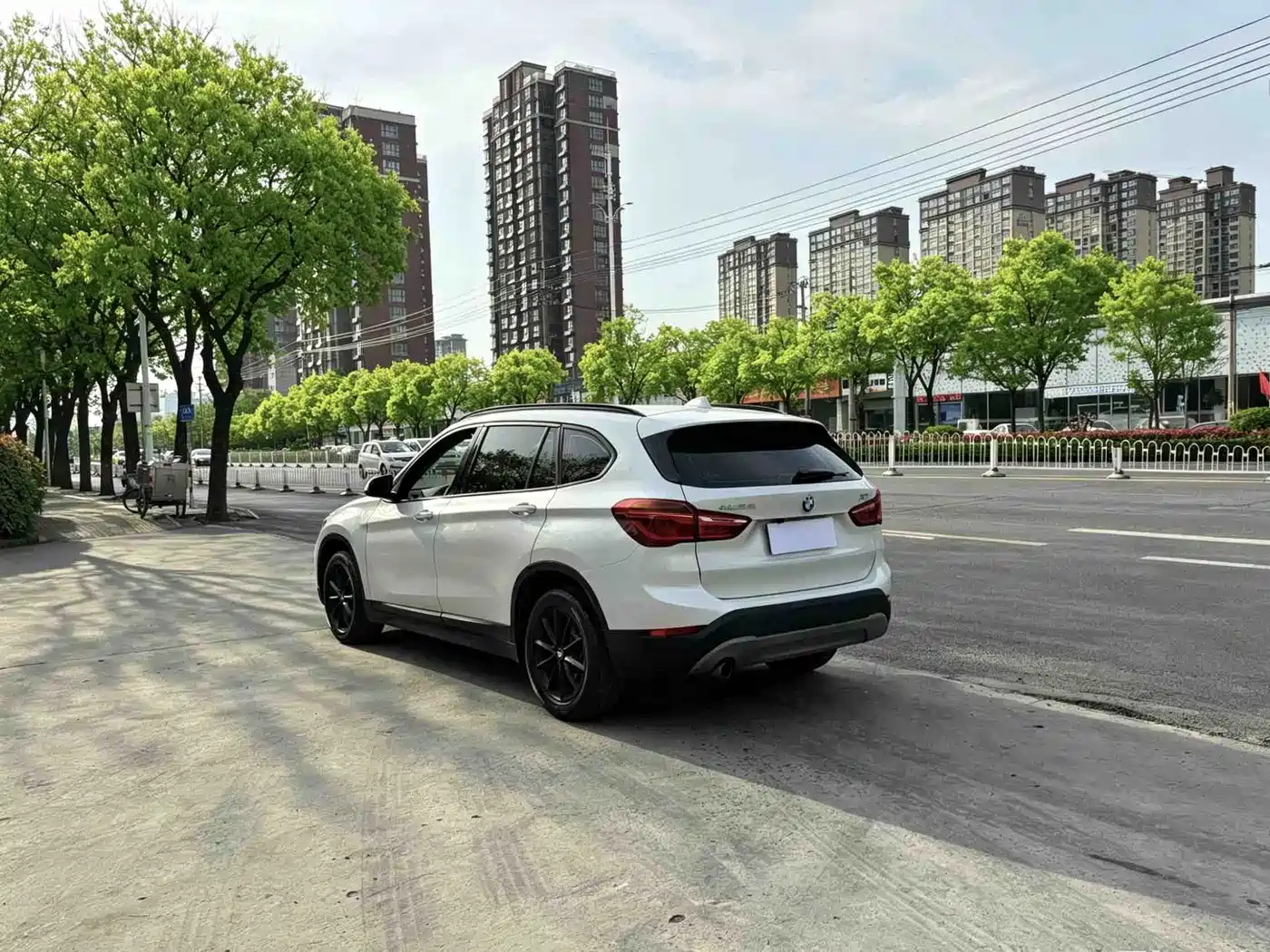 BMW X1 2018 sDrive18Li Fashion Model фото 3