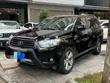Photo 3 - Toyota Highlander