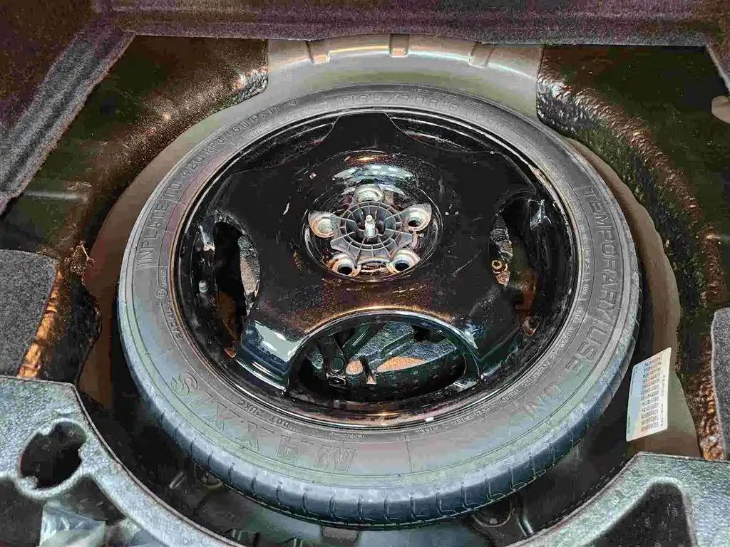 Photo 14 - Cadillac XTS