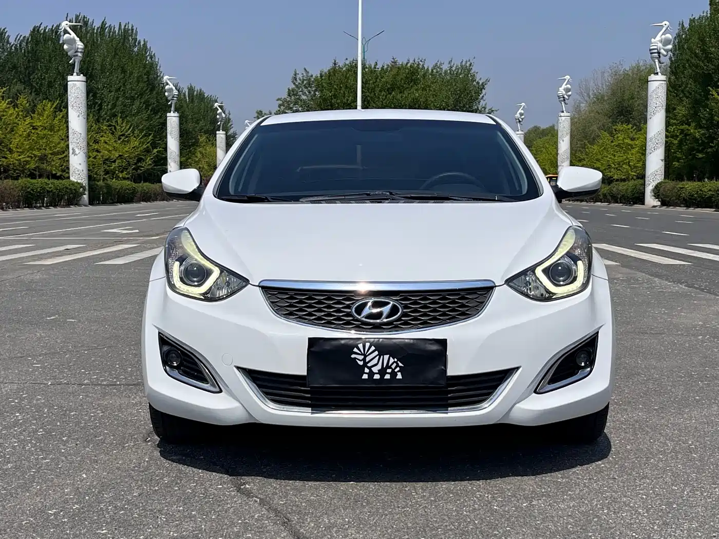 Hyundai Langdong 2016 1.6L Automatic Smart Edition фото 2