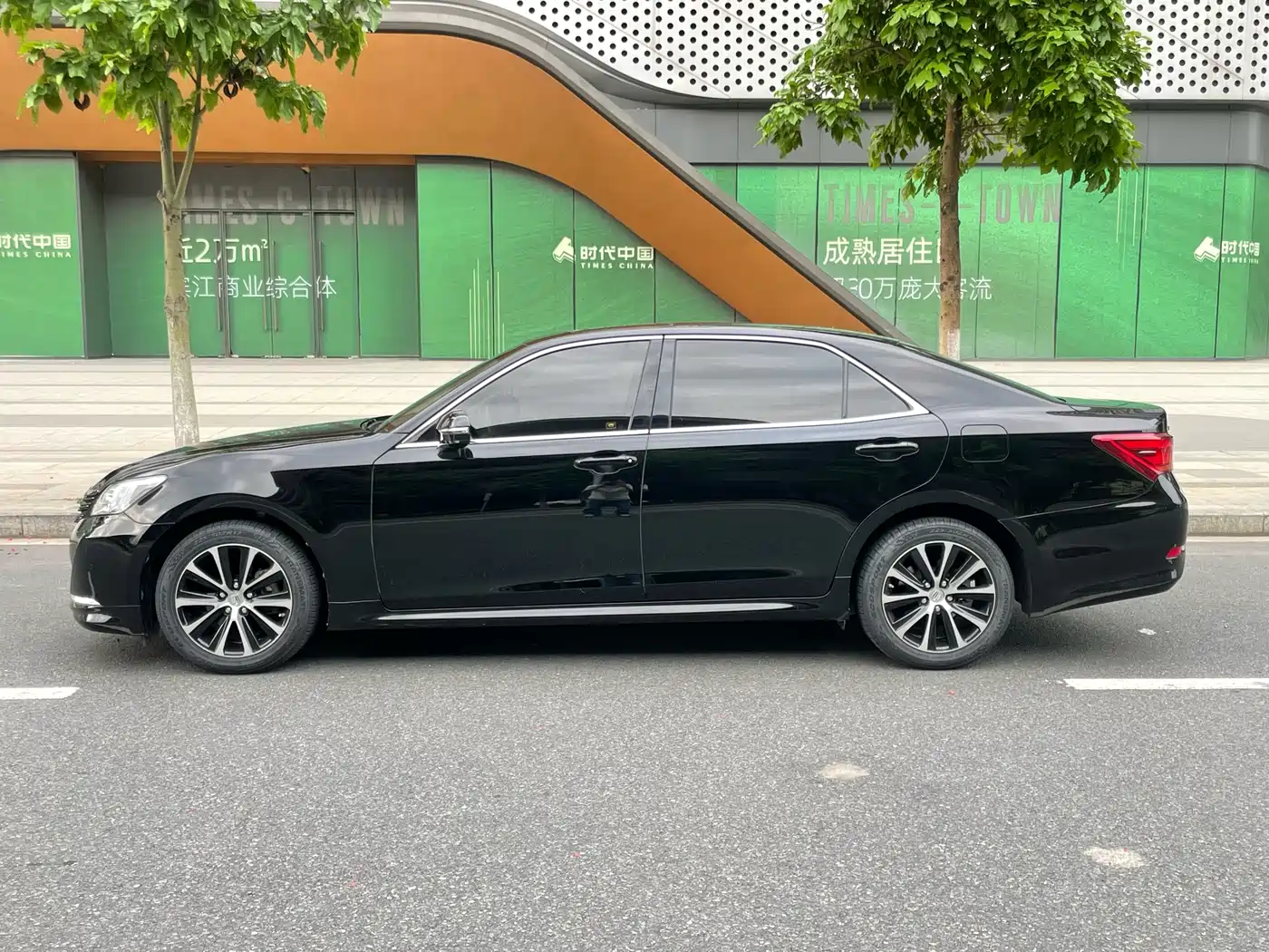 Toyota Crown 2018 2.0T Fashion Edition фото 7