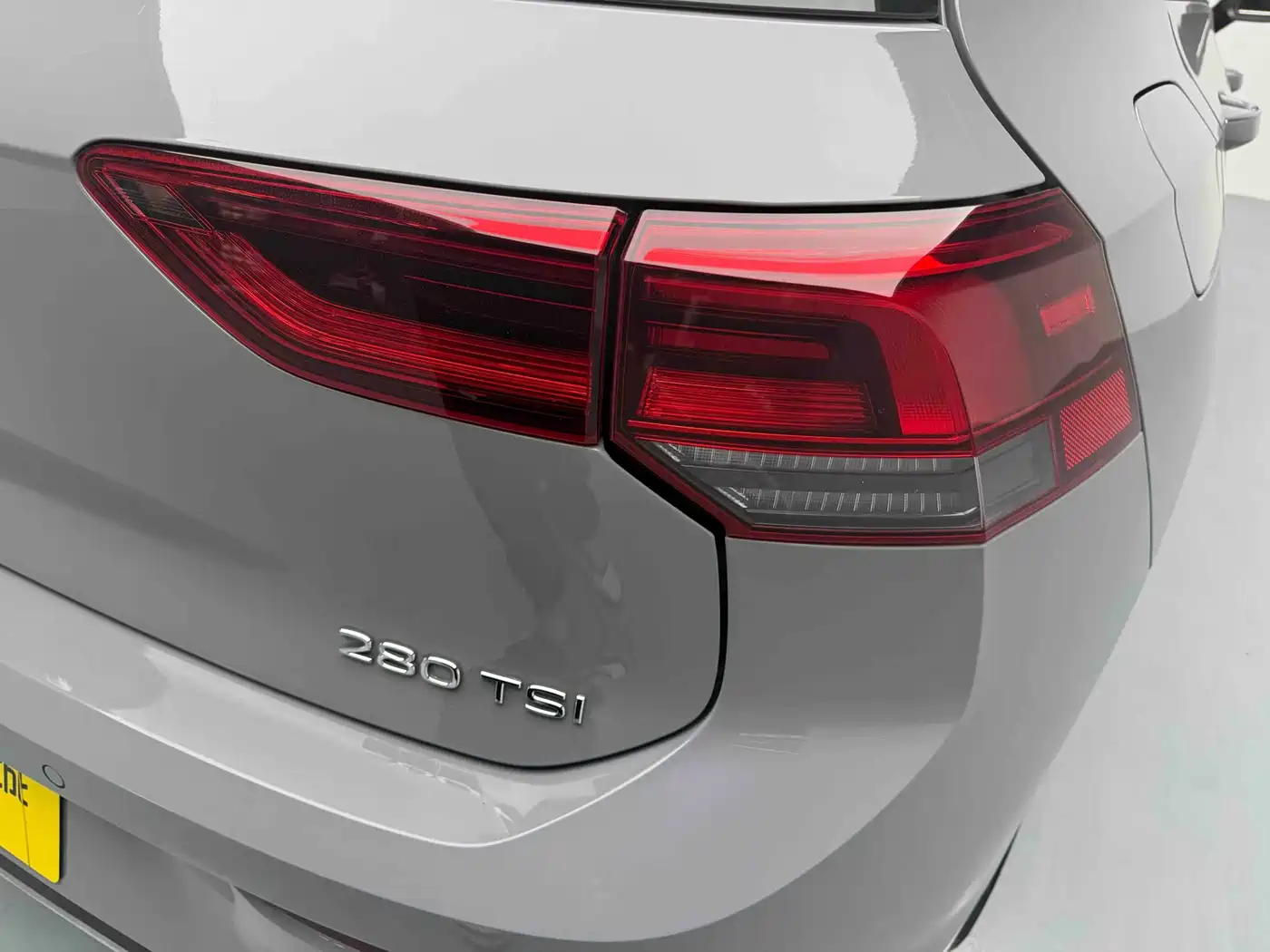 Volkswagen Golf 2023 Facelift 280TSI DSG Pro фото 17