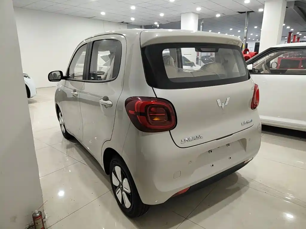 Wuling Motors Hongguang MINIEV 2026 2025 4-Door Advanced
