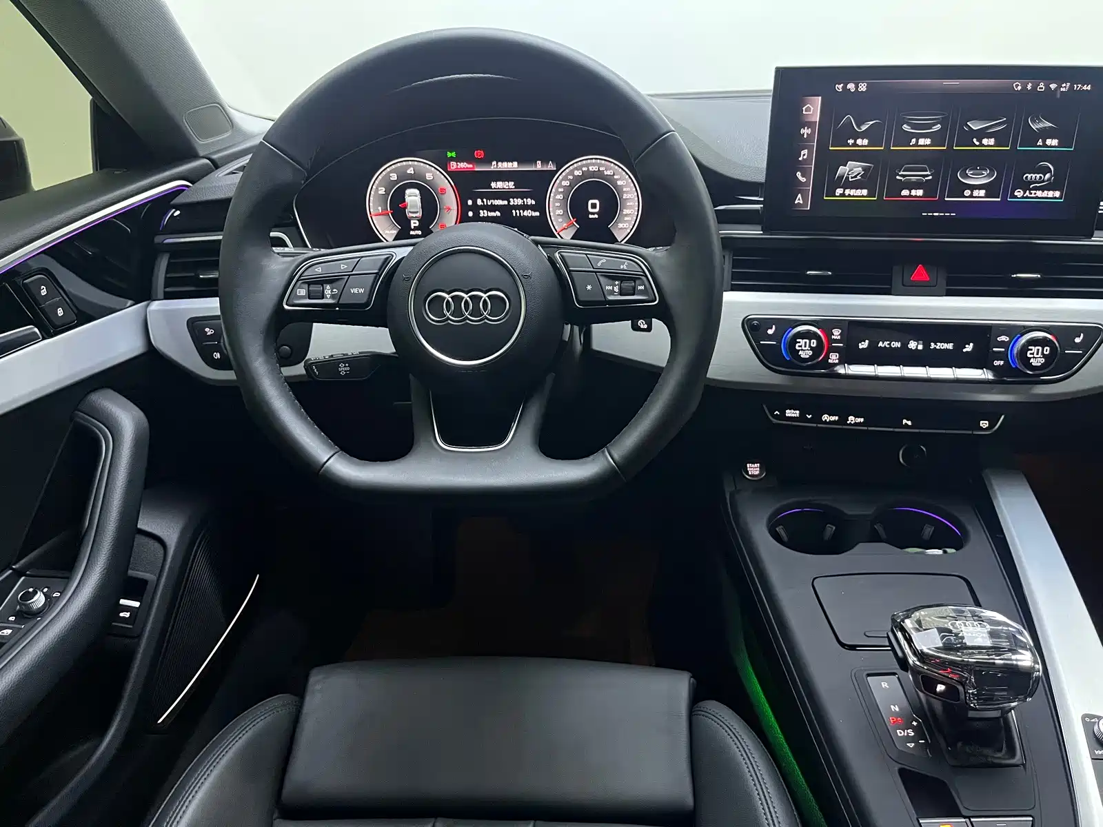 Фото 8 - Audi A5 (Import)