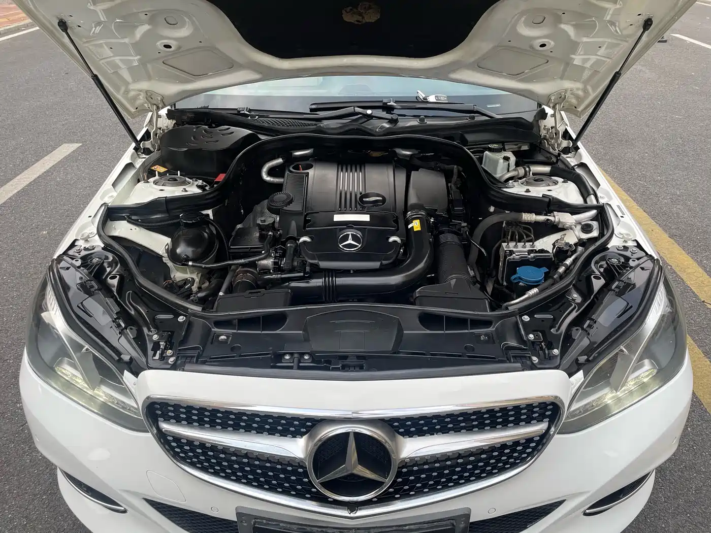Mercedes-Benz E-Class 2014 E 260 L Sport фото 21