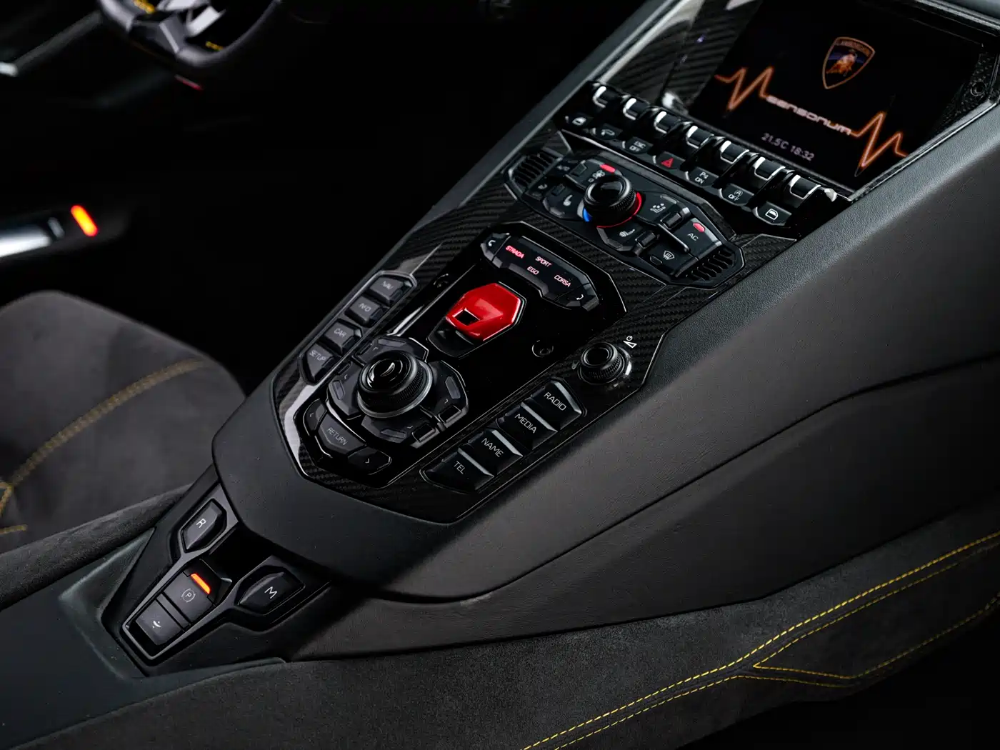 Lamborghini Aventador 2017 Aventador S фото 24