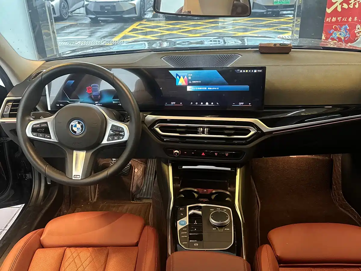 BMW i3 2024 eDrive 35 L фото 8